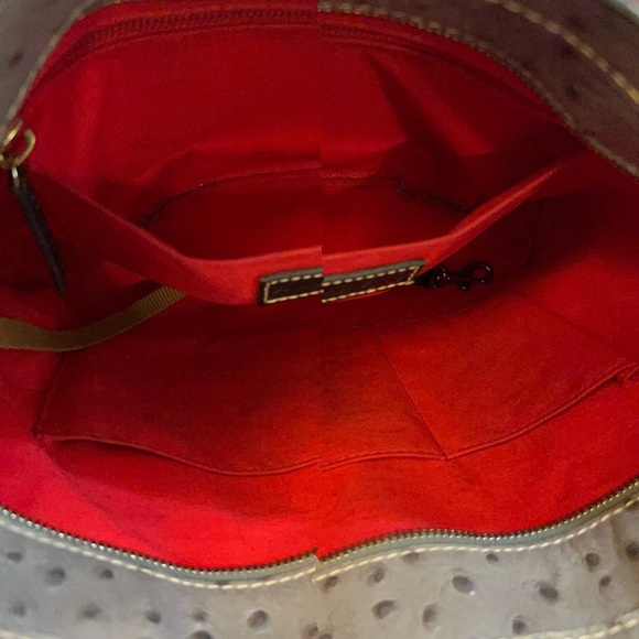 Dooney & Bourke
Lexington Gray Ostrich Purse Shoulder Bag - Picture 15 of 16